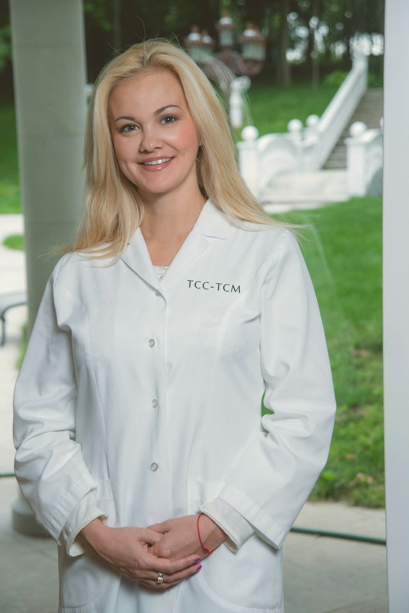 Katherine Chekhter, Registered Acupuncturist and Registered Traditional Chinese Medicine Practitioner